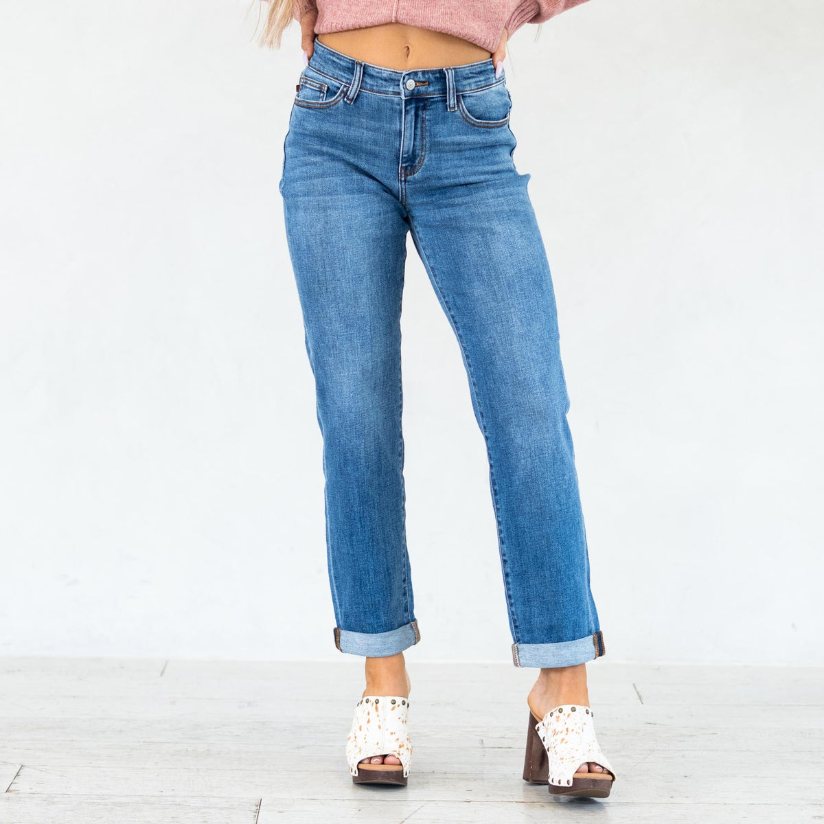 Judy Blue Caden Mid Rise Classic Boyfriend Jeans Regular & Plus Sizes