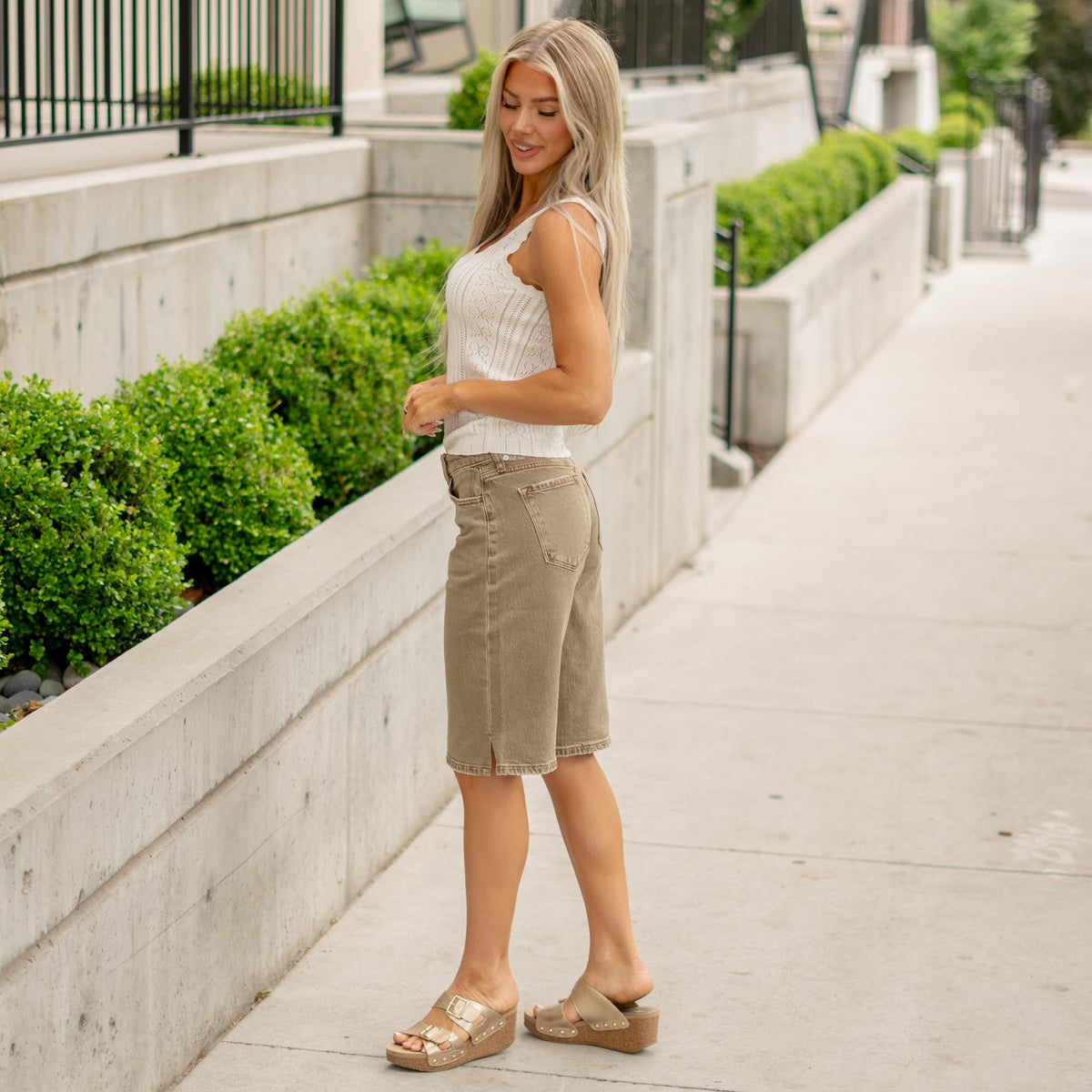 KanCan Vin Low Slung Baggy Jort - Low Rise - Comfort Stretch