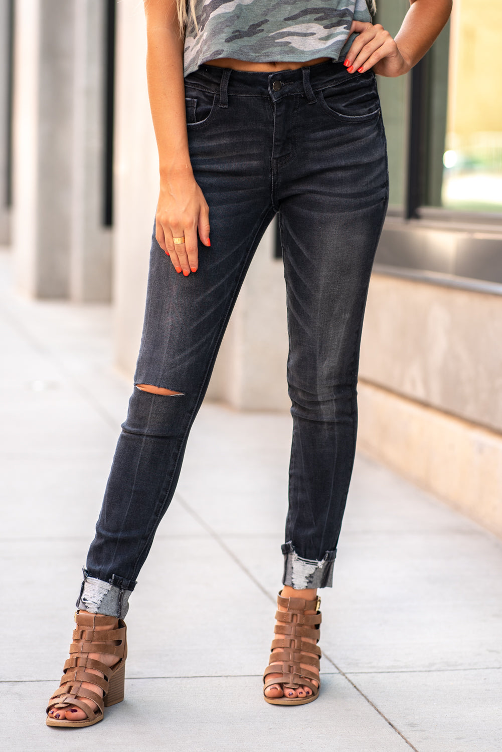 Mid Rise Distressed Skinny